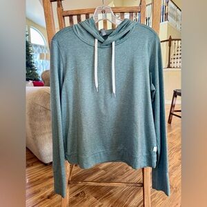 Vuori Halo Essential Hoodie, size M, heather green